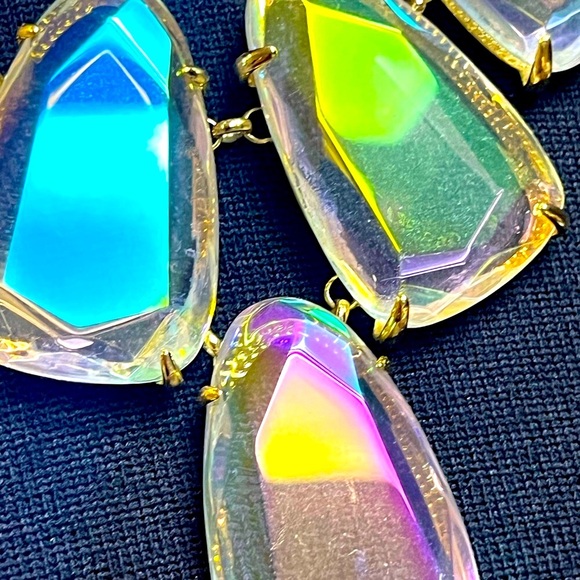2 for 1 🎉 Kendra Scott Harlow Necklace + Earrings Iridescent Dichroic stones - Picture 4 of 9